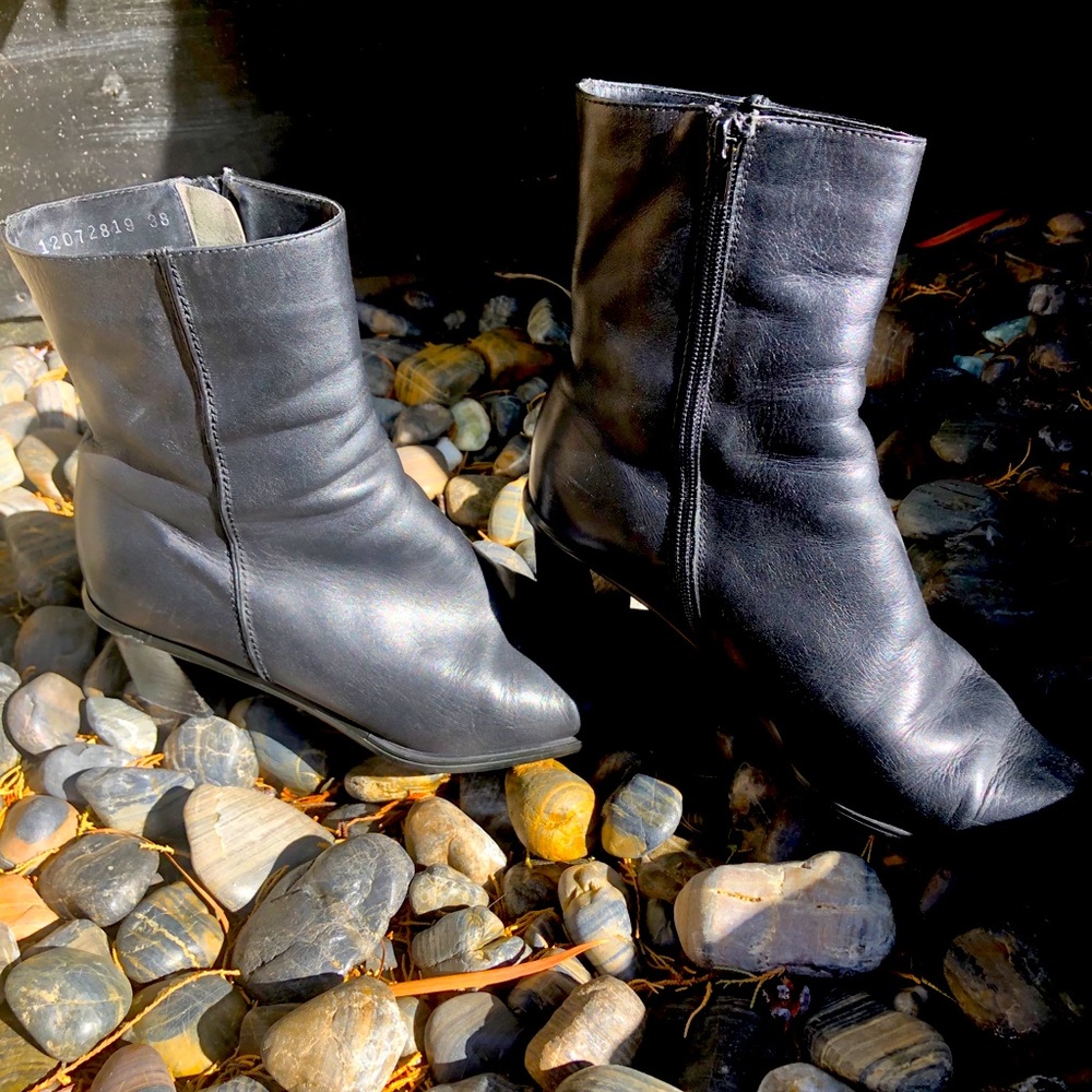 Artemis boots